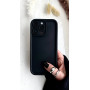Чорний однотонний протиударний чохол на iPhone 15 pro  з бортами